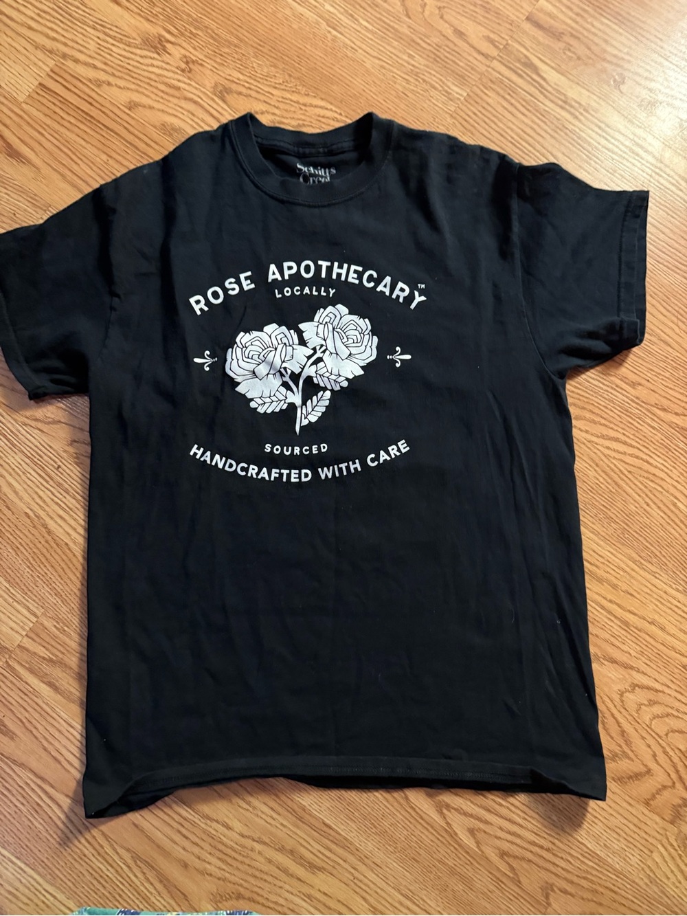 SCHITTs CREEK Rose Apothecary Black Graphic Tee